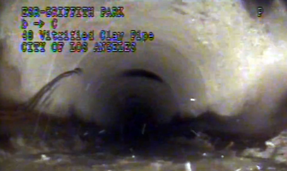 13-metis pusę paros klaidžiojo Los Andželo kanalizacijos tuneliuose