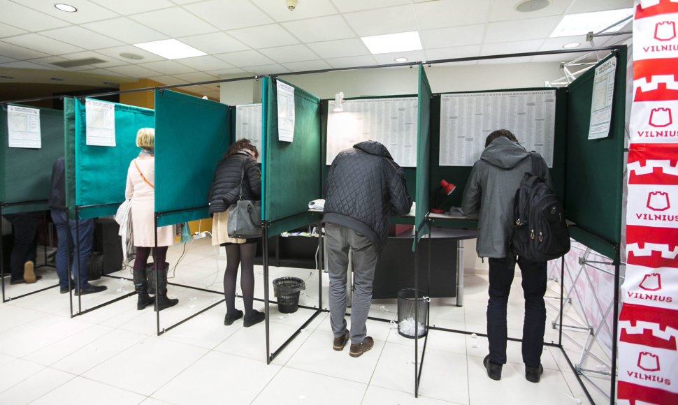 Išankstinis balsavimas Vilniaus miesto savivaldybėje ketvirtadienio vakarą