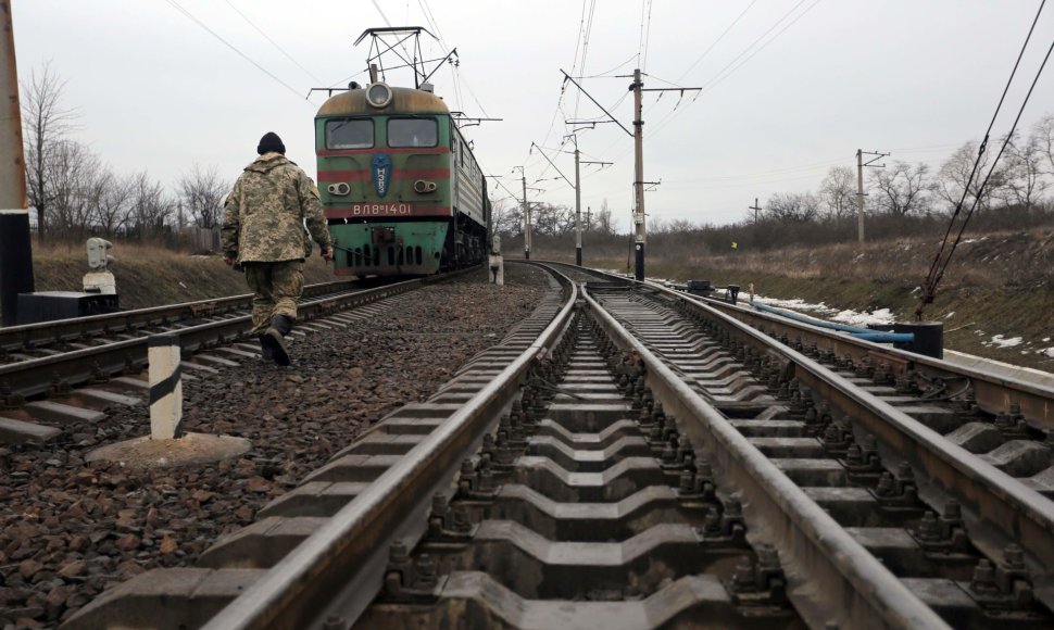 Geležinkelio keliai į užimtą Donbasą užblokuoti