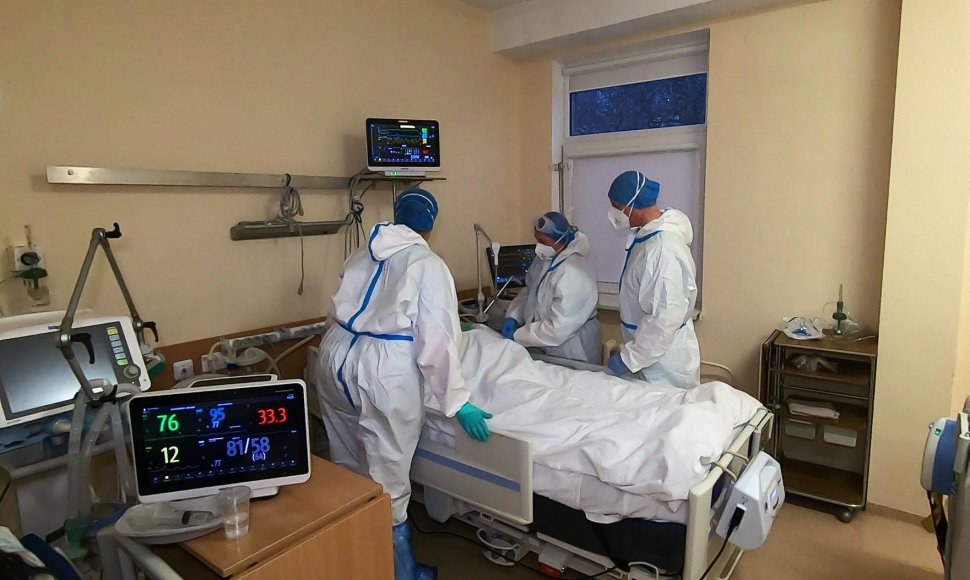 Klaipėdos universitetinėje ligoninėje situacija dėl COVID-19 itin prasta. Šiuo metu hospitalizuotas 121 pacientas.