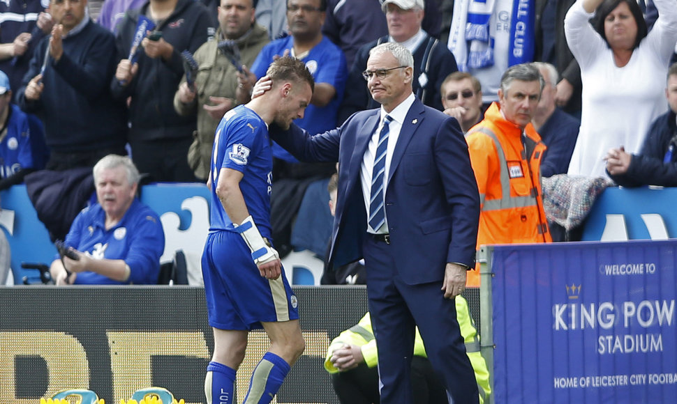 Jamie Vardy pašalintas iš aikštės