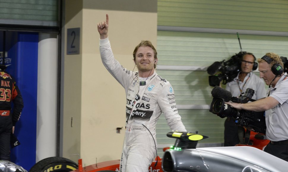 Nico Rosbergas triumfavo Abu Dabyje
