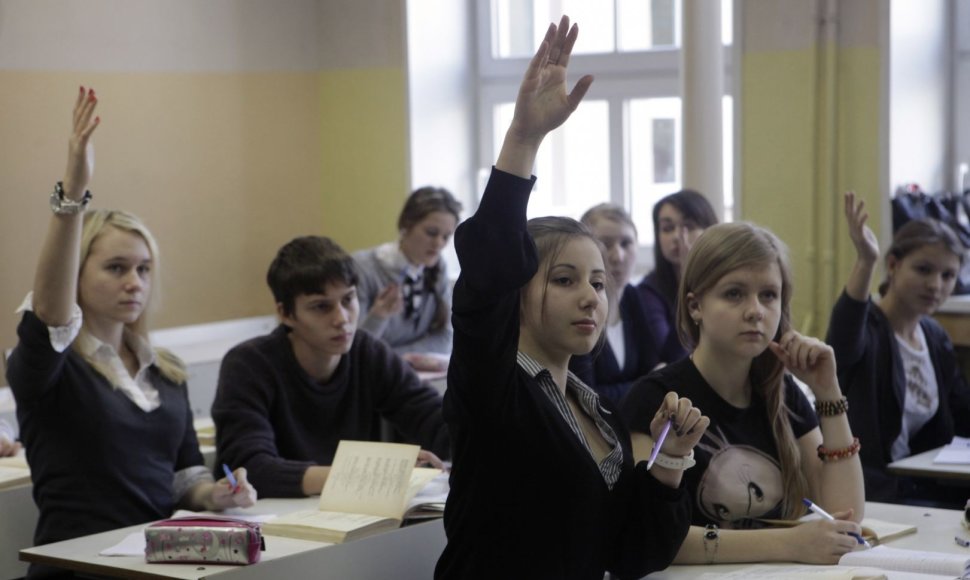 Rusakalbiai mokiniai Rygos mokykloje