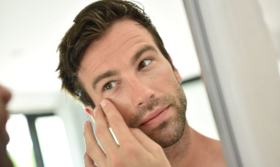 Vyro veido odos priežiūra
