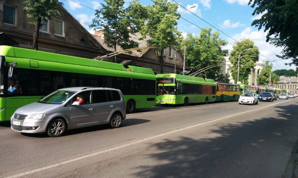 Troleibusai K.Donelaičio gatvėje