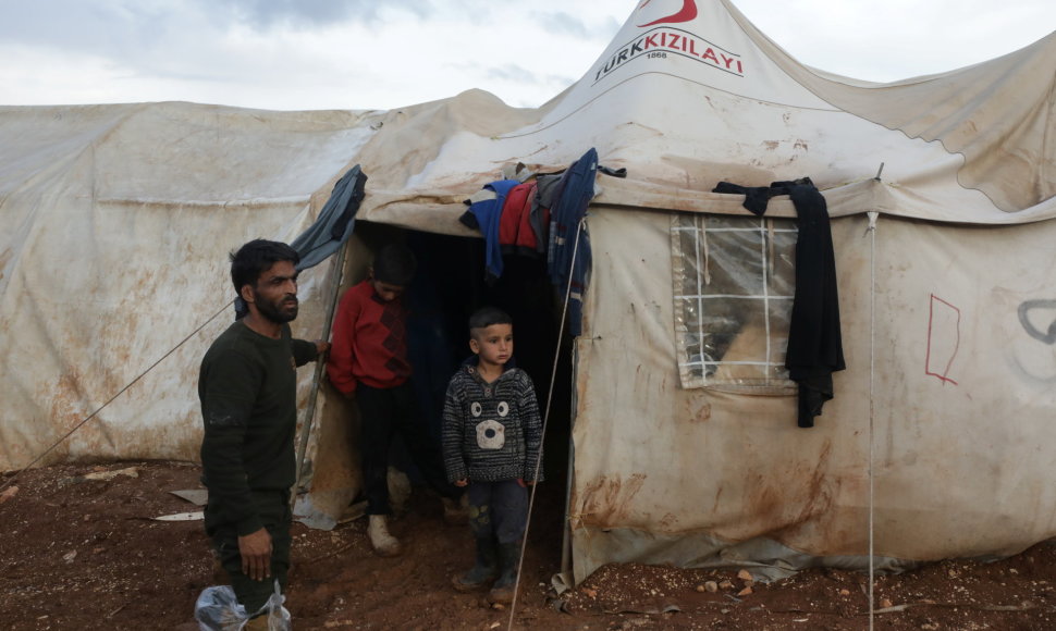Pabėgėlių stovyklą netoli Alepo