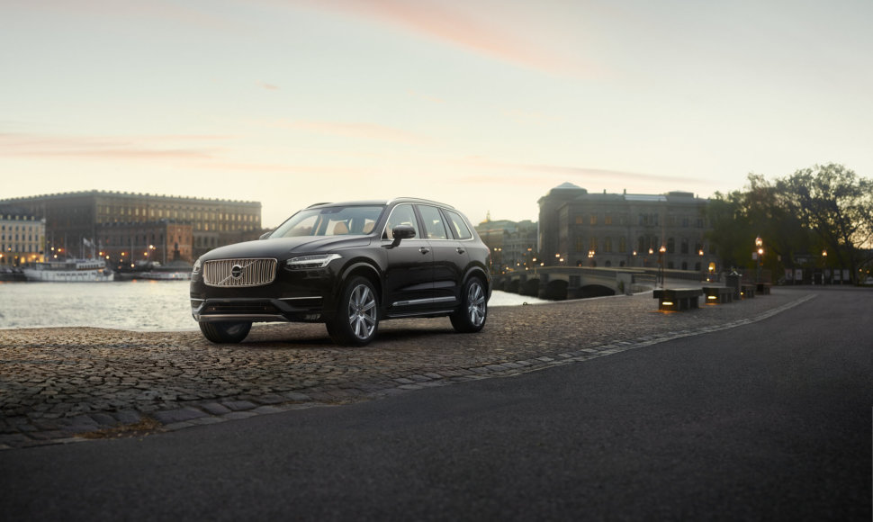  „Volvo XC90 Inscription“ 