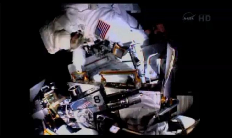 NASA astronautai atvirame kosmose