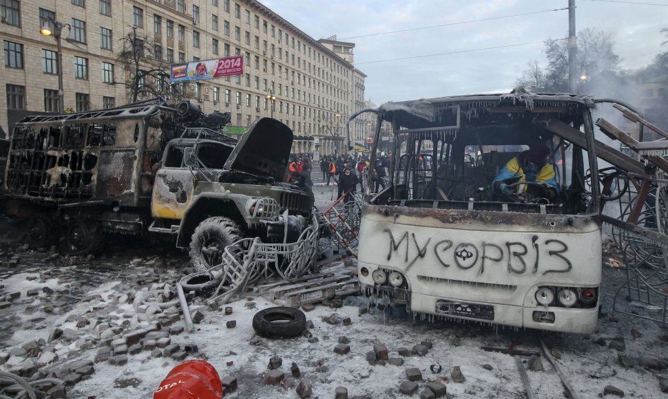 Kijeve sudegęs sunkvežimis ir autobusas