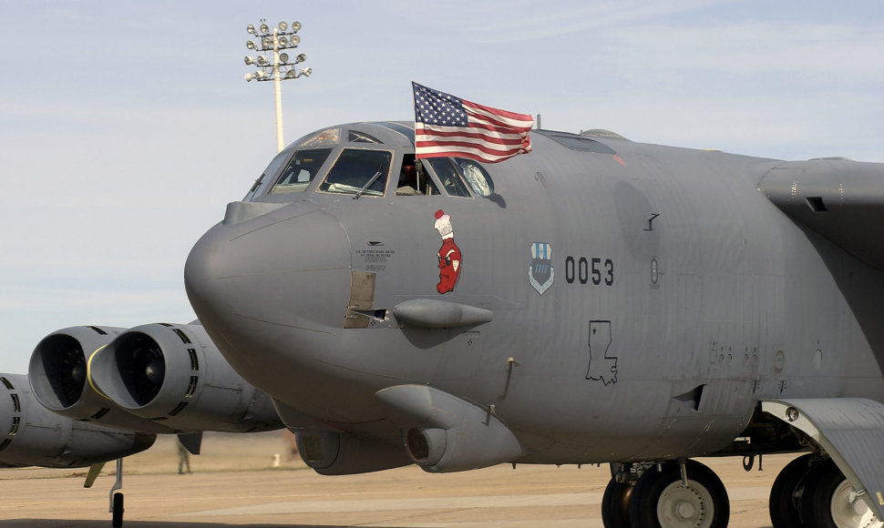 Bombonešis B-52H