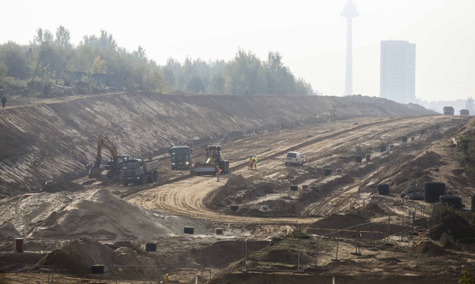 Vilniaus vakarinio aplinkkelio statybos juda į priekį