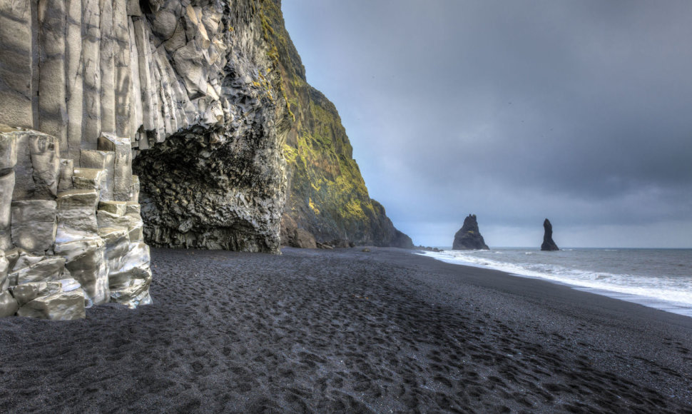 Reynisfjara paplūdimys Islandijoje