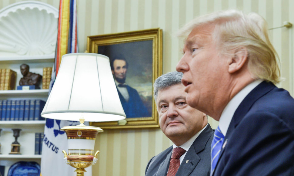 D.Trumpas ir P.Porošenka Baltuosiuose rūmuose