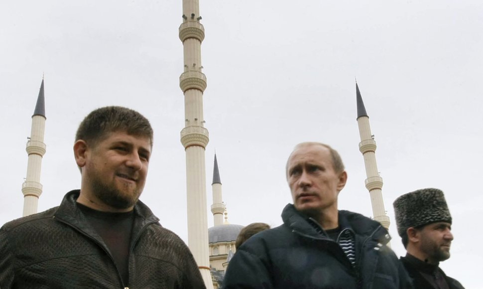 Ramzanas Kadyrovas ir Vladimiras Putinas