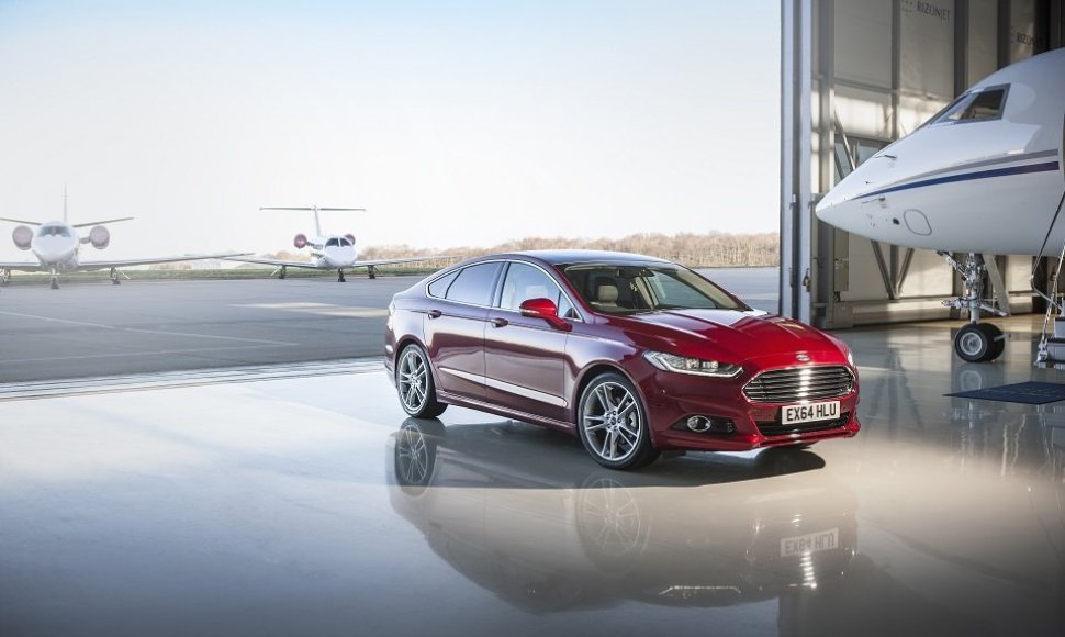 Ford AWD 2015 Mondeo 