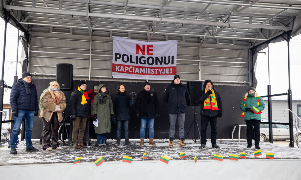 Akcijos &bdquo;Kapčiamiestis gyvenimui - ne poligonui!" tęsinys Kapčiamiesčio aik&scaron;tėje
