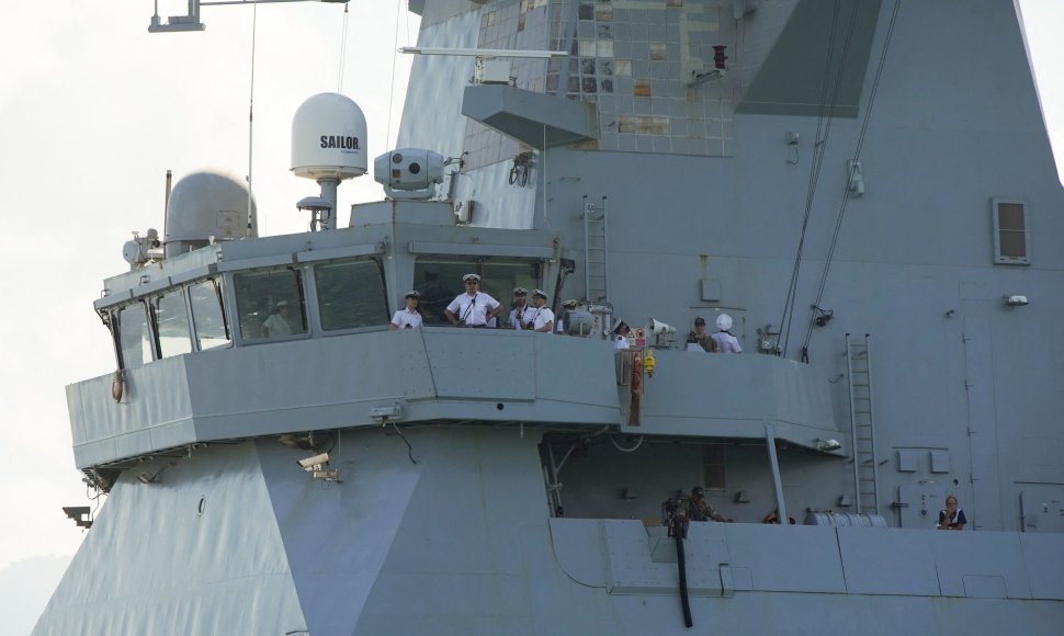 Britų eskadrinis minininkas „HMS Defender“ Juodojoje jūroje