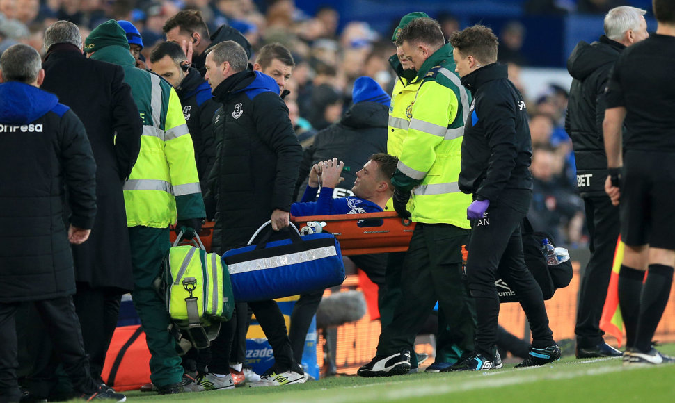 „Everton“ saugas Jamesas McCarthy patyrė šiurpią traumą