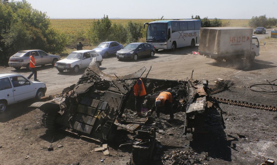 Netoli Donecko sunaikintas Ukrainos armijos tankas