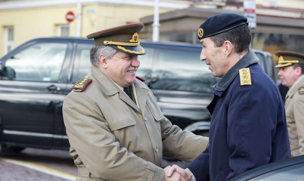 Oficialaus vizito į Lietuvą atvyko Švedijos kariuomenės vadas