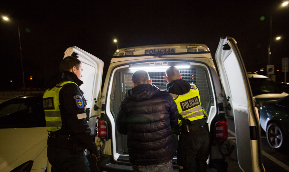 Naktis su Kauno policija 
