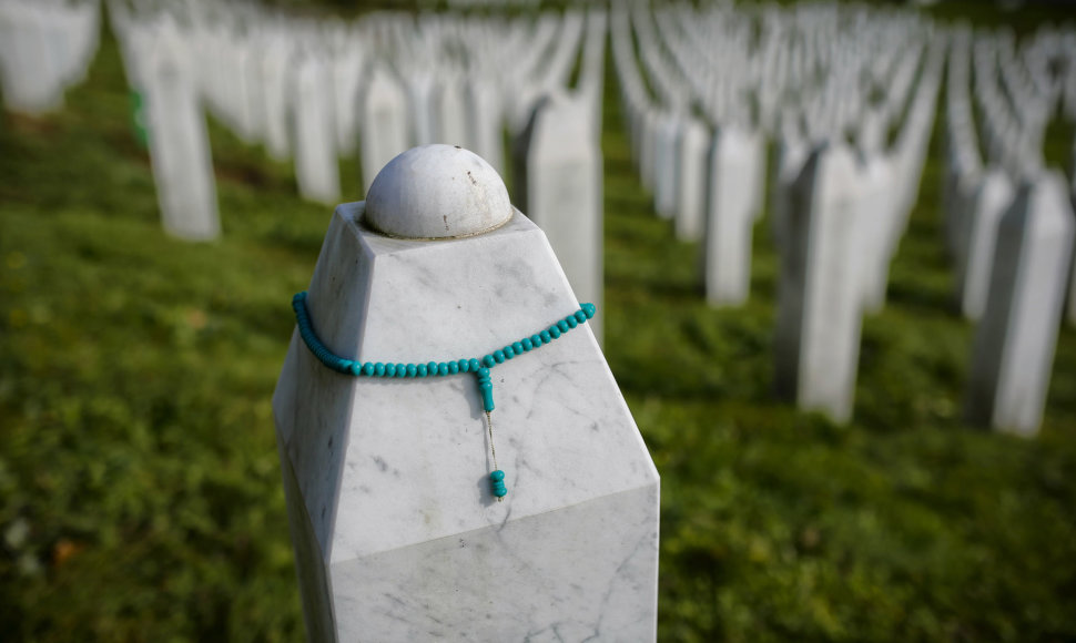Srebrenicoje buvo nužudyta per 8 tūkst. žmonių