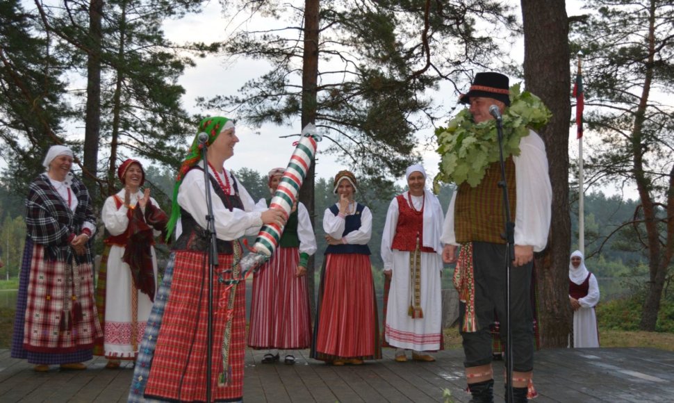 Folkloro festivalis „Subatėlės vakarėly...“