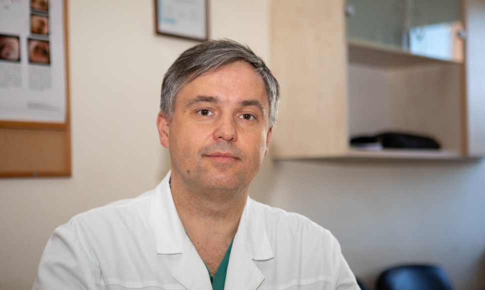 Prof. dr. Andrius Macas