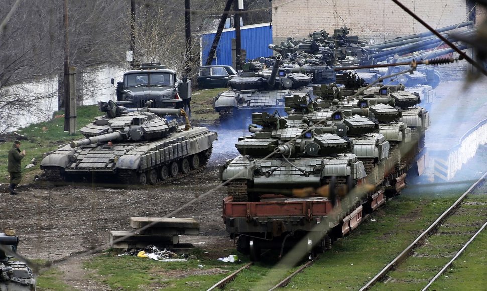Rusų tankai Krymo šiaurėje
