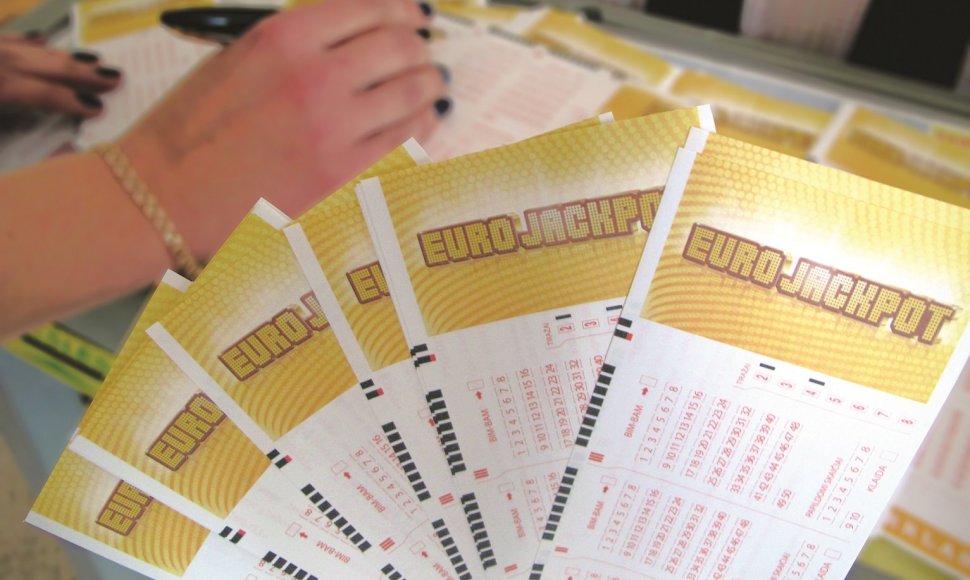 7 mln. 643 tūkst. eurų arba daugiau kaip 26 mln. litų – didžiausias kada nors Lietuvoje laimėtas loterijos prizas.