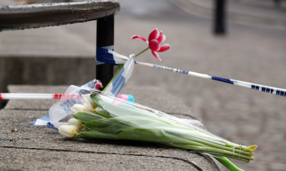 Londoniečiai žada neišsigąsti terorizmo