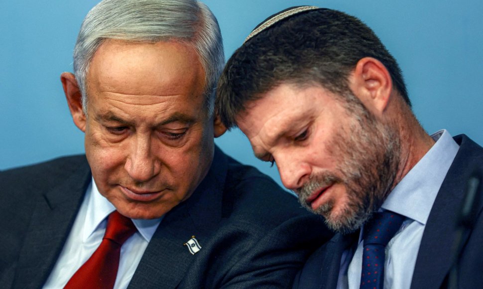 Izraelio ministras pirmininkas Benjaminas Netanyahu ir Finansų ministras Bezalelis Smotrichas