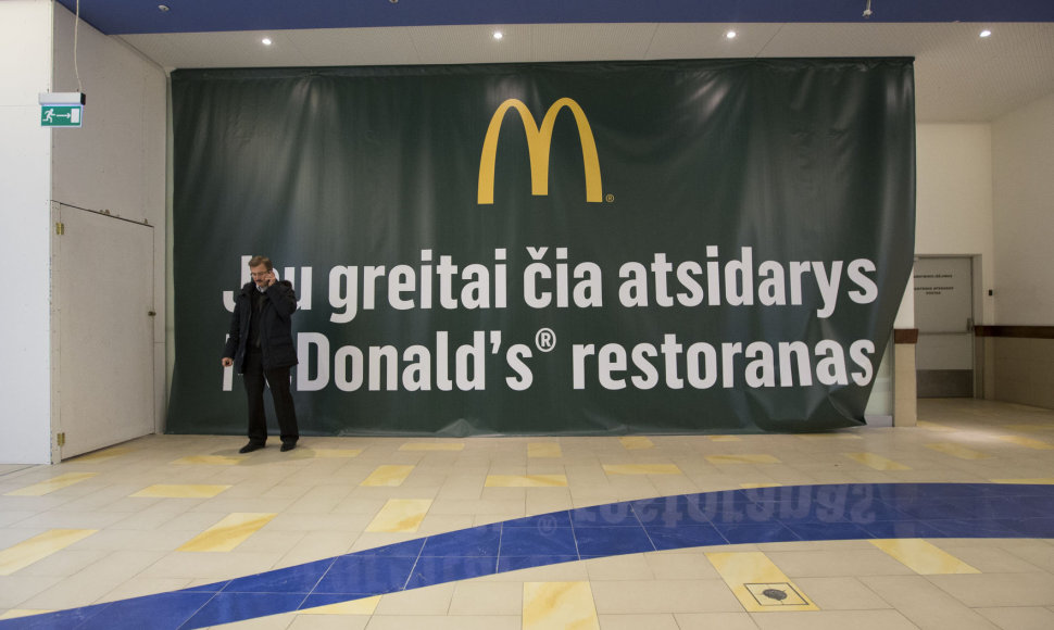 „McDonald's“ prekybos centre „Panorama“ 