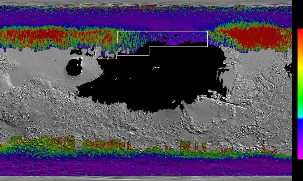 NASA sudarytas vandens žemėlapis. Juodai pažymėta zona, kur kosminiai aparatai smegtų į smulkų gruntą. Šaltos spalvos atvaizduoja vandens ledą arti paviršiaus. Apibrėžta teritorija – tinkamiausia vandens gavimui