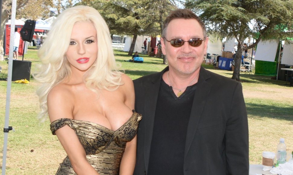 Courtney Stodden ir Dougas Hutchisonas