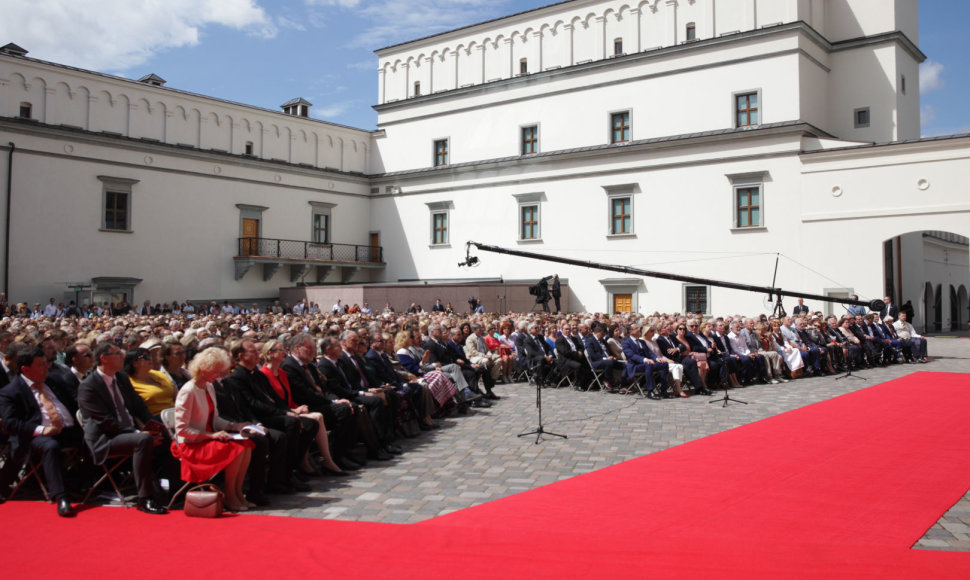 Valdovų rūmų atkūrimo pabaigtuvių iškilmės 