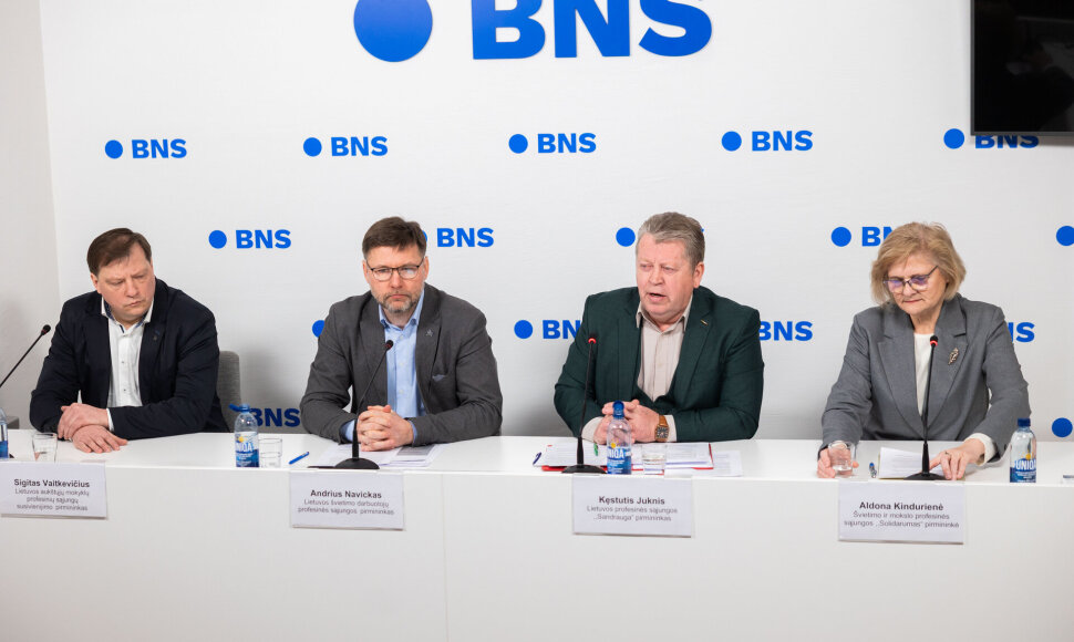 Sigitas Vaitkevičius, Andrius Navickas, Kęstutis Juknis, Aldona Kindurienė