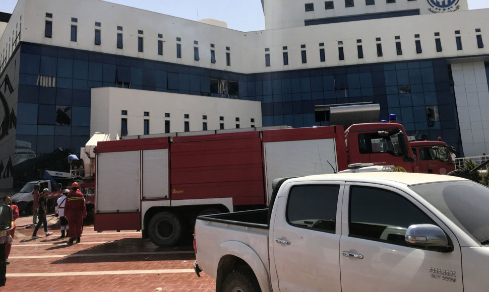 Tripolyje atakuota Libijos nacionalinės naftos bendrovės būstinė