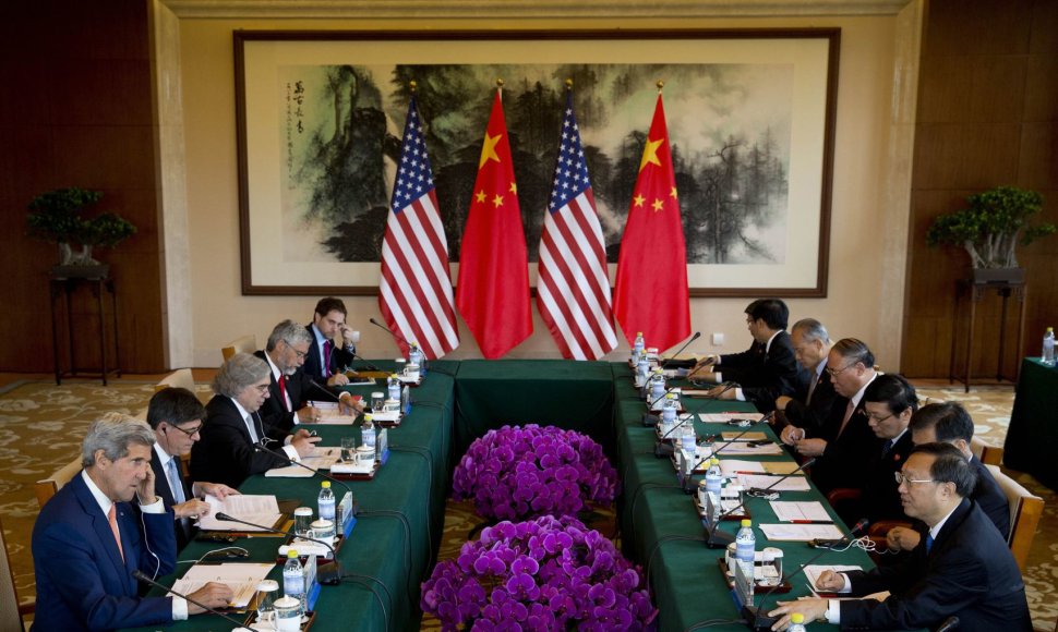 Kinijos ir JAV atstovų susitikimas Pekine