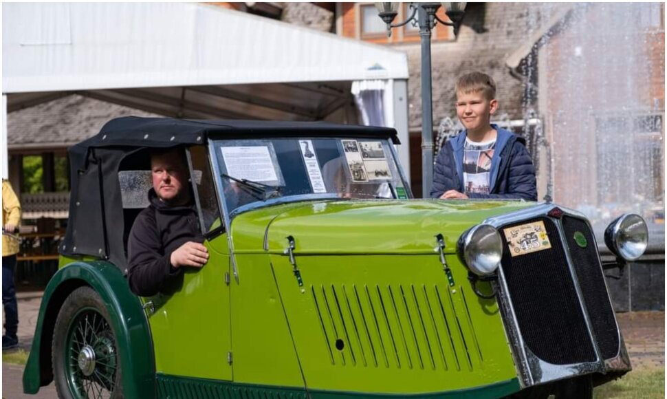 Pomėgiu restauruoti istorinius automobilius Mindaugas užkrėtė vieną savo sūnų