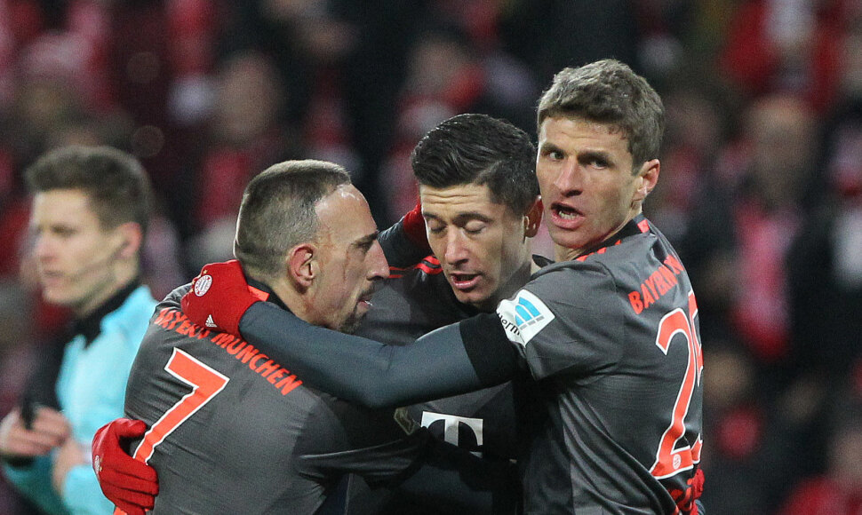 Franckas Ribery, Robertas Lewandowskis ir Thomas Mulleris