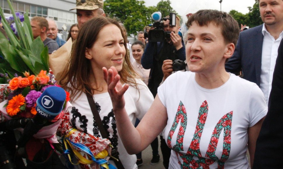 Išlaisvinta Ukrainos herojė Nadija Savčenko Kijeve