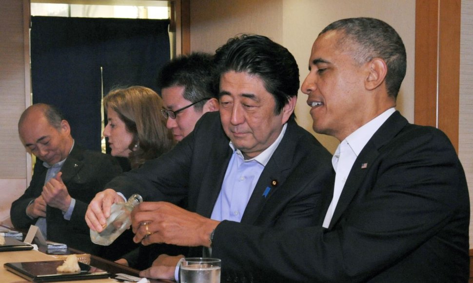 Barackas Obama restorane Japonijoje
