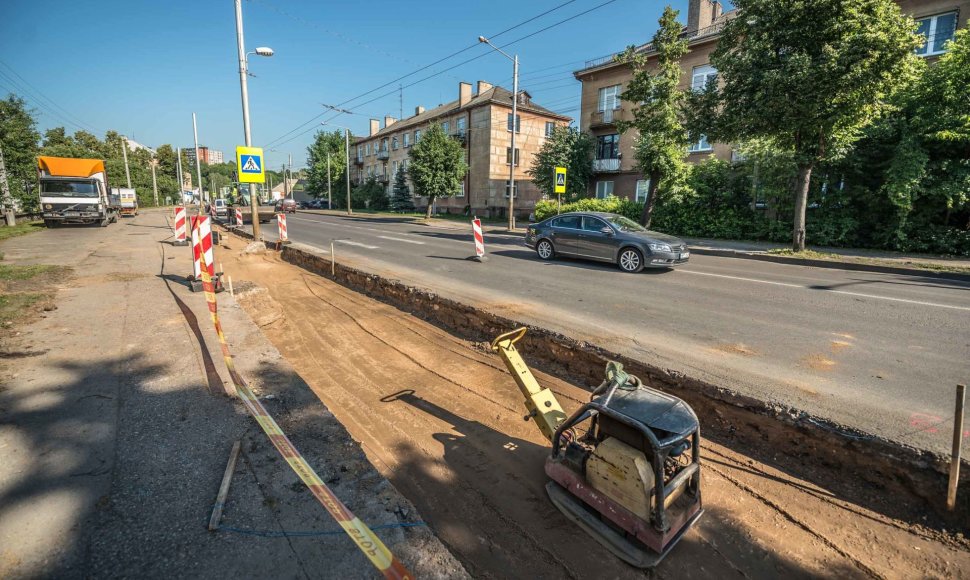 Darbai Kauno R.Kalantos gatvėje