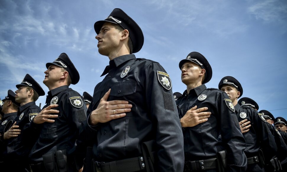 Kijeve prisiekė naujieji policijos patruliai