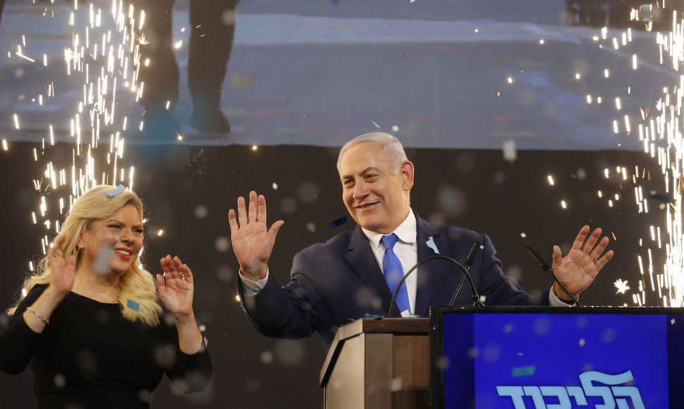 Benjaminas Netanyahu triumfuoja