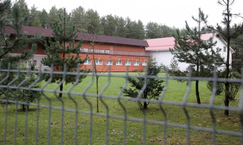 Valstybės saugumo departamento bazė netoli Vilniaus, Antaviliuose