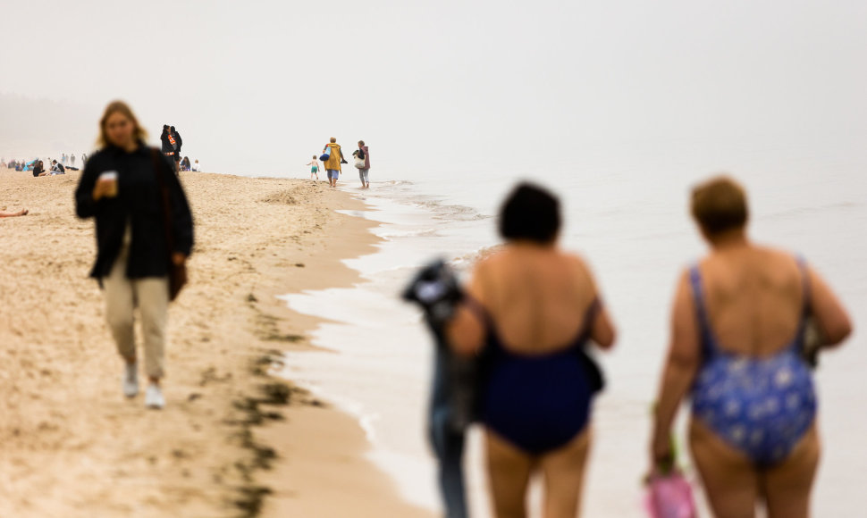 Palanga paskendo tirštame rūke