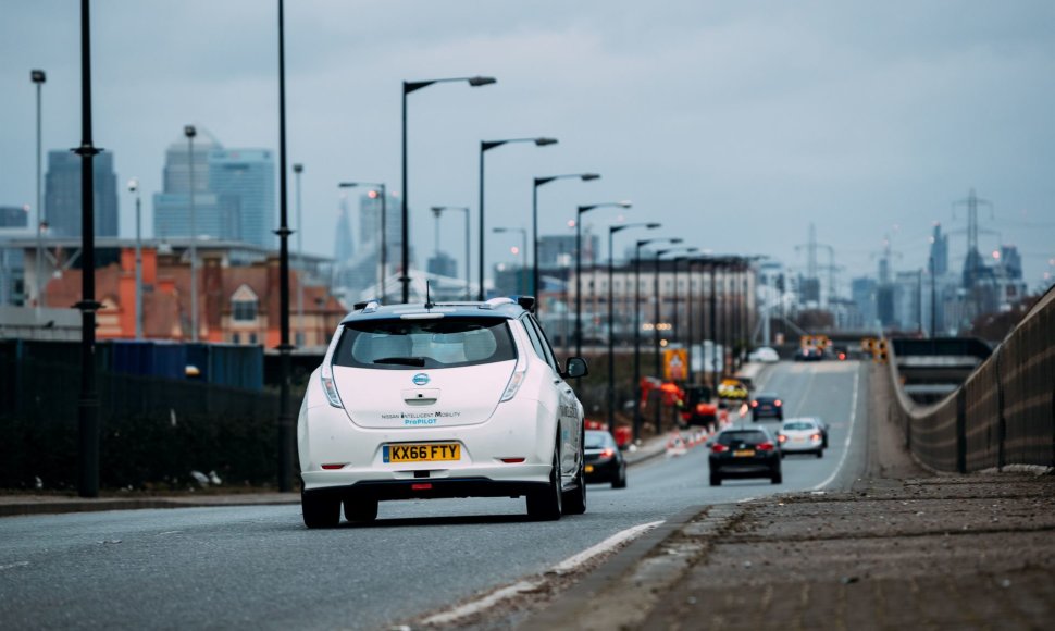 „Nissan LEAF“ autonominis automobilis