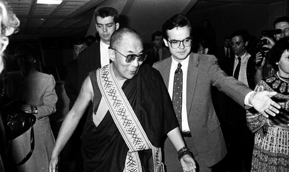 Dalai Lama Aukščiausioje Taryboje. 1991 m. Nuotr. aut. Valentinas Juraitis (Vyzdys)